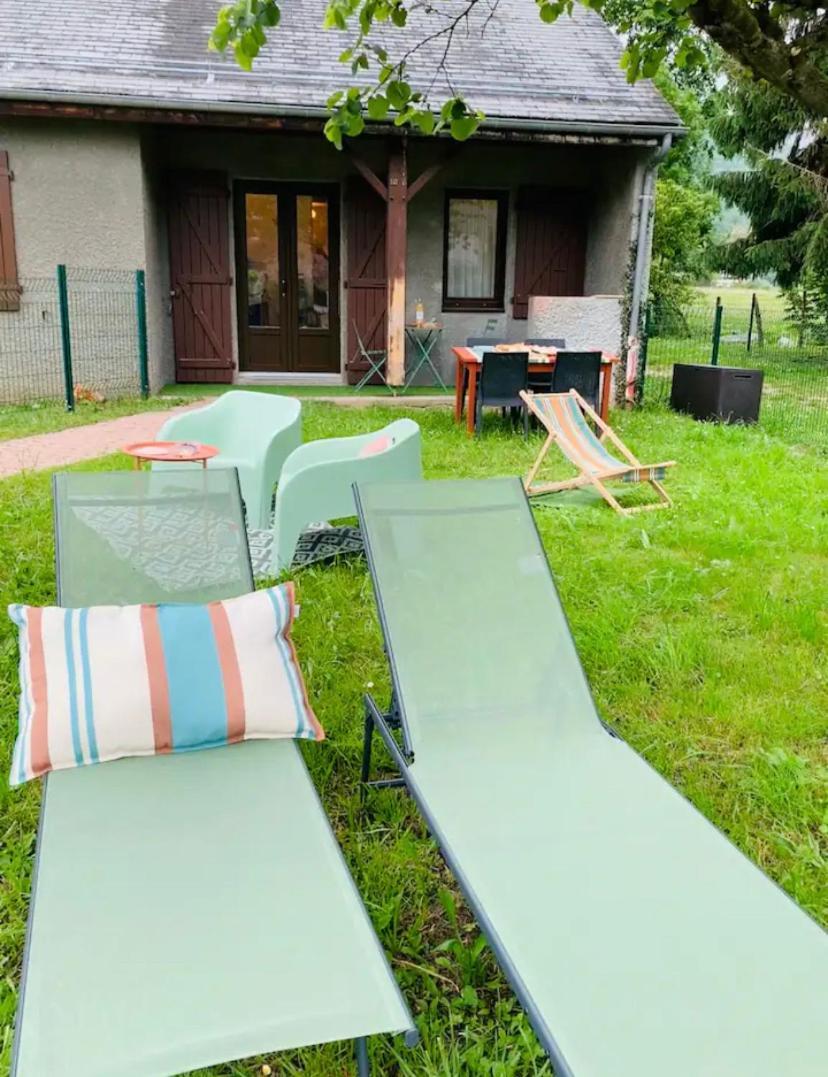 La Suite Unique - Le Jardin Sur Les Pyrenees- Vue Panoramique Montagne -Jardin Cloture Prive De 100M2-Parking-Linge De Lit Et Serviettes Compris- Bielle Bagian luar foto